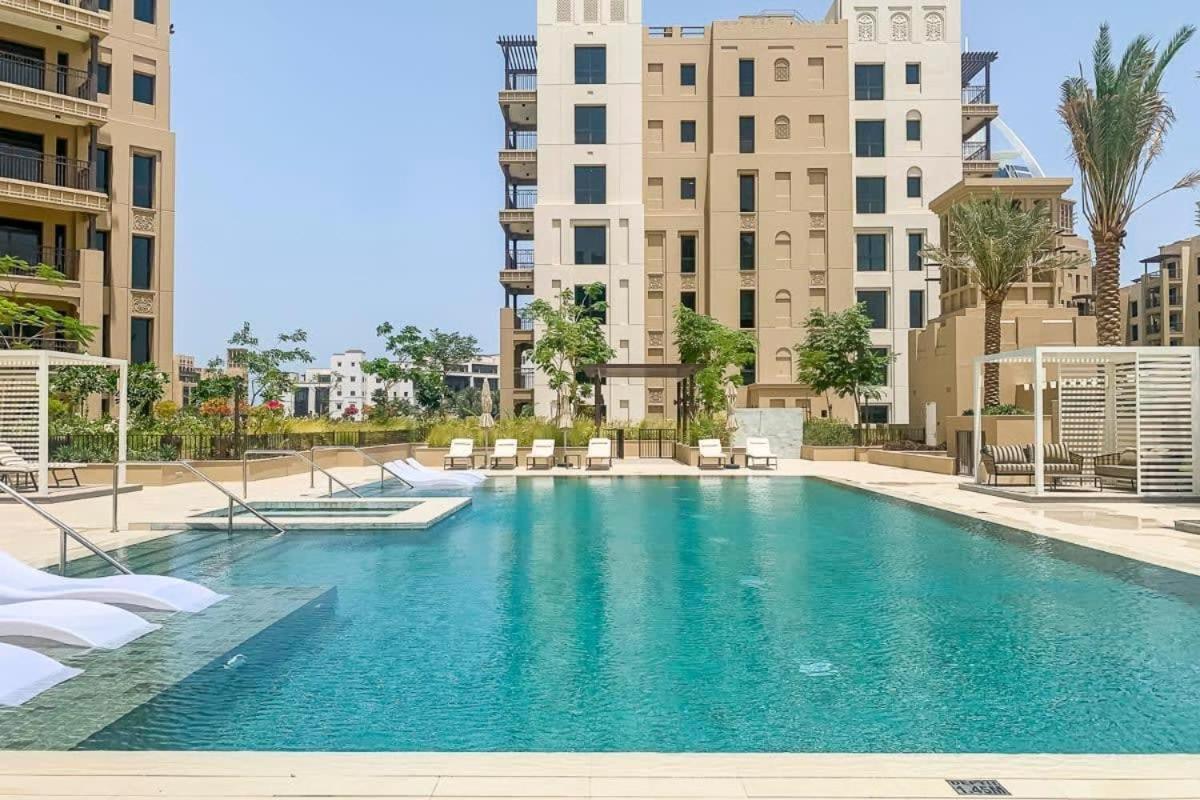 Luxury One Bedroom Dubai Eksteriør bilde